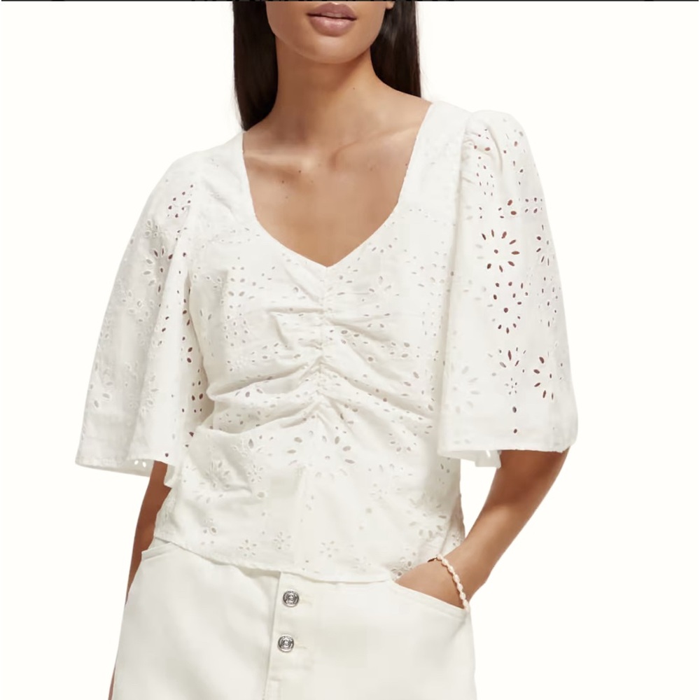 Scotch and Soda white eyelet top NWT
$168 new